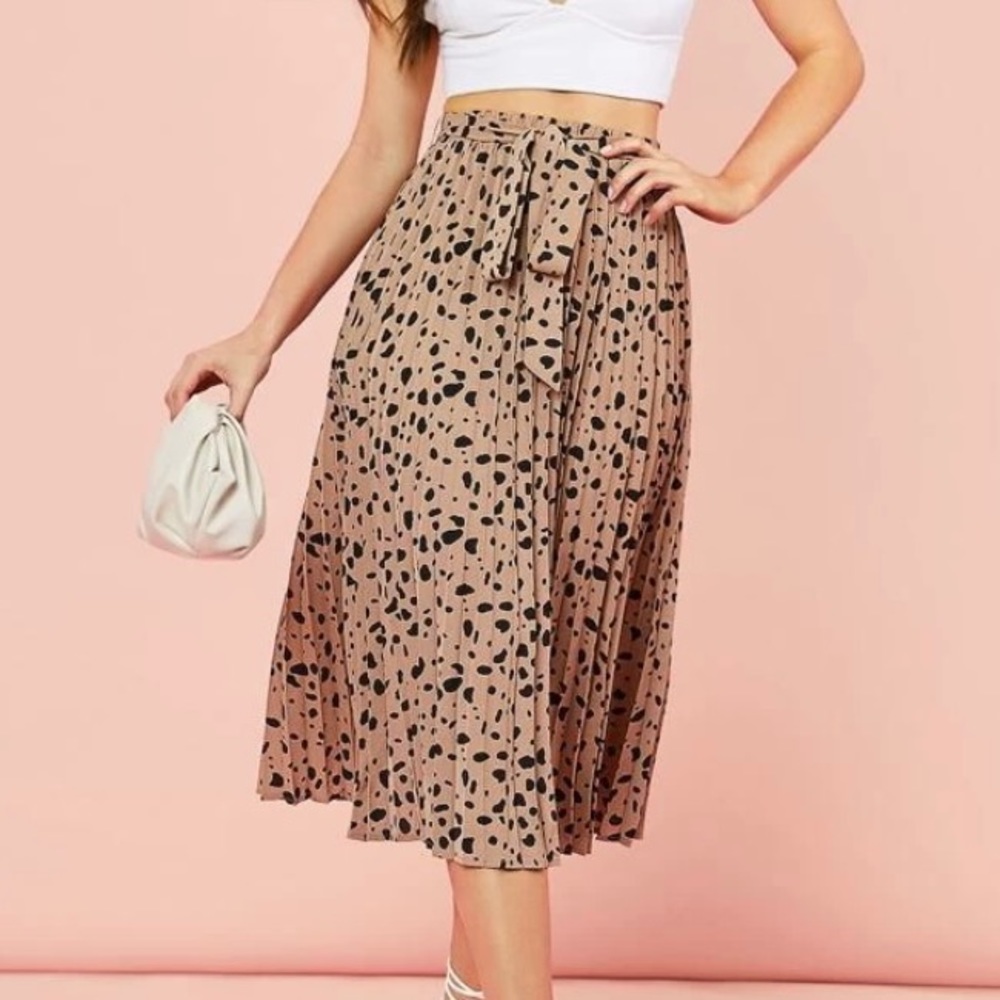 SHEIN Leopard Speckled Print Pleat Skirt